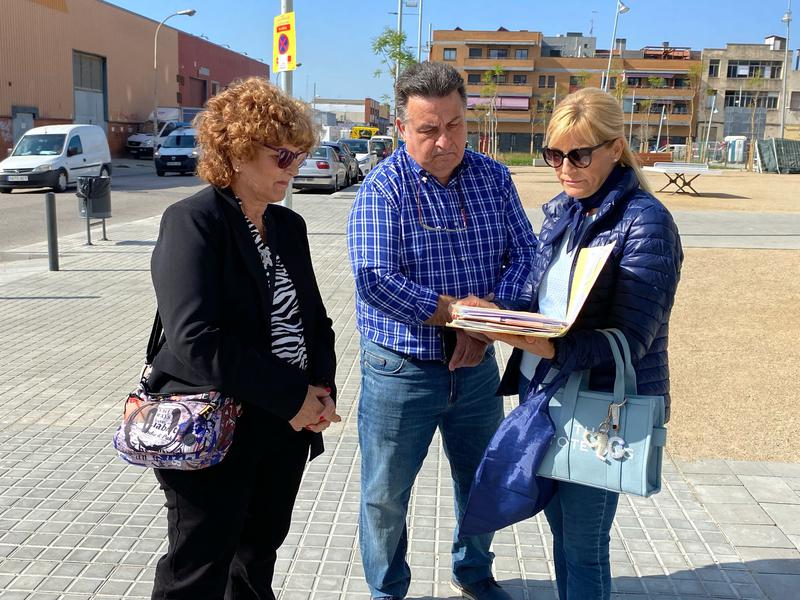 Extreballadors de l'antiga fàbrica Ultraesteatita, en peu de guerra per una indemnització que no arriba