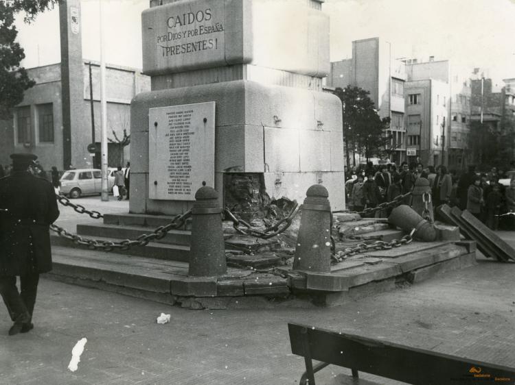 Ens endinsem en la Badalona franquista de la mà de l'historiador Jordi Albaladejo