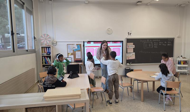 El projecte lector i lingüístic Avesedari apropa la lectura als barris vulnerables de Badalona