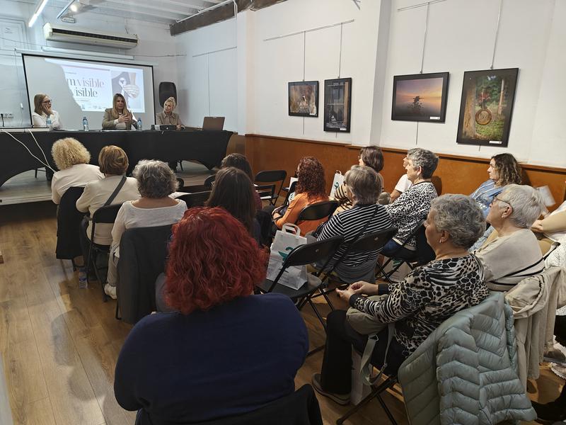 2 Badalona reivindica la importància de l’estètica oncològica en el procés de recuperació del càncer 