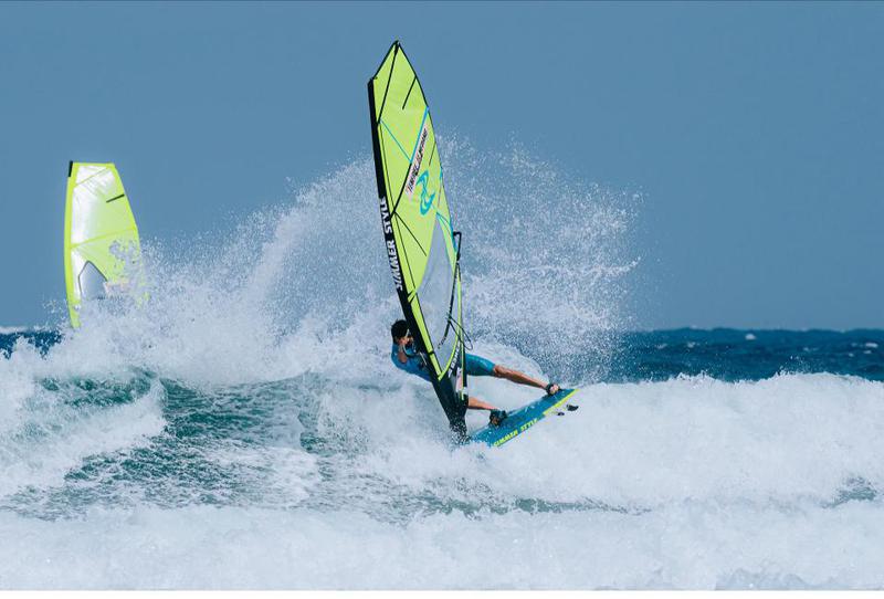 Marc Paré, campió del món en la prova d'onades del PWA World Windsurfing Tour