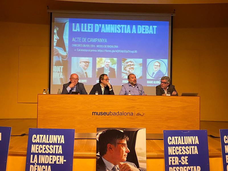 Gonzalo Boye i Junts+ expliquen els detalls de la llei d'amnistia al Museu de Badalona