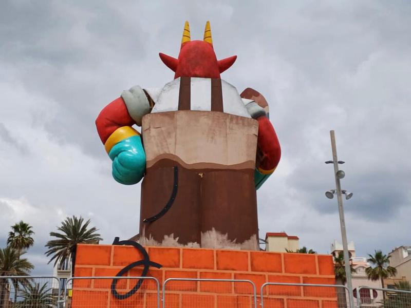 El Dimoni perd la cua a cinc dies de cremar