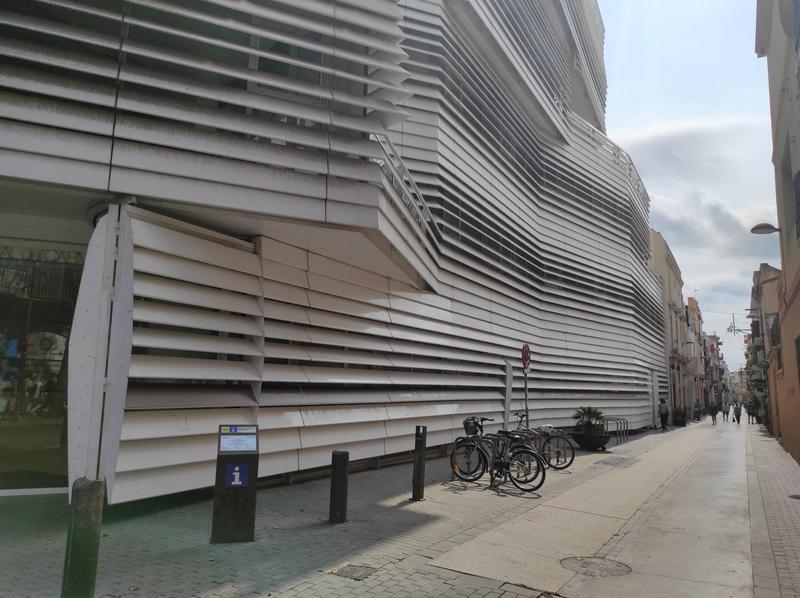 L'AVV Centre demanarà al Ple que no es traslladin més oficines municipals al Centre Cultural El Carme