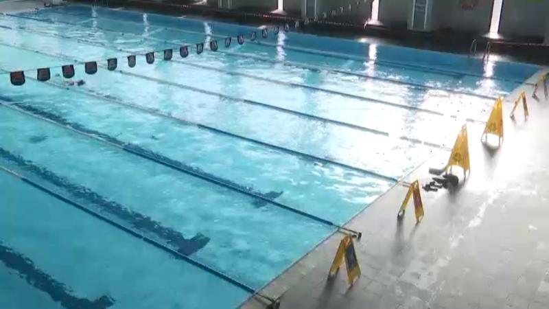 Les piscines privades d'hotels i balnearis no es podran reomplir en fase d'emergència per sequera, però sí les esportives