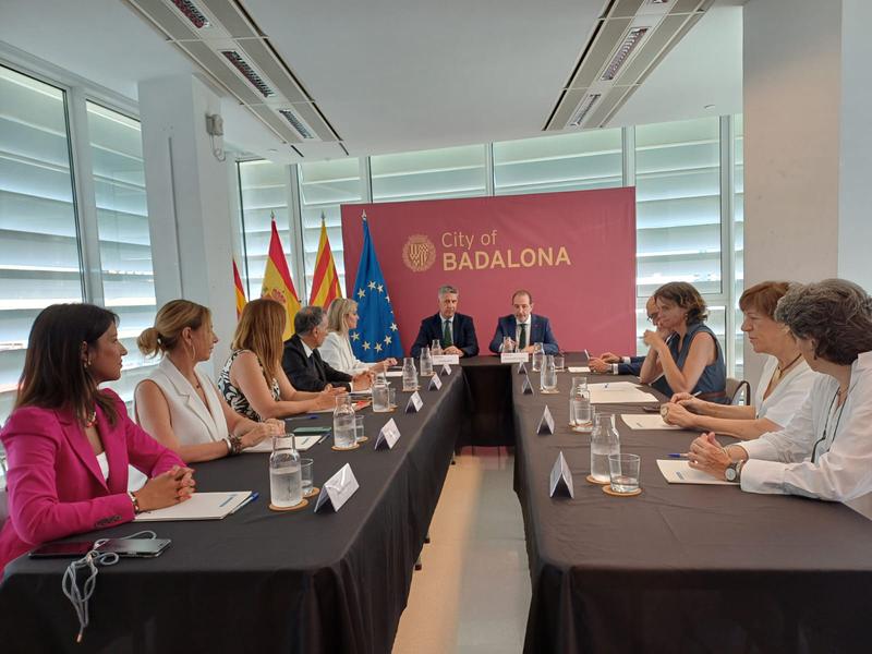 Espadaler es compromet a fer de Can Llamas el Fòrum de la Justícia