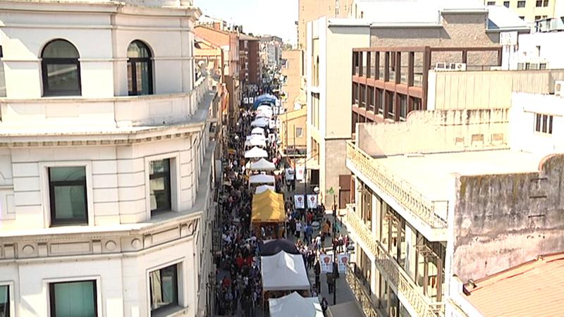 Compte enrere per l'arribada de Sant Jordi a Badalona