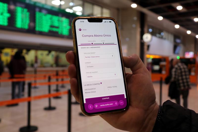 L'abonament únic estatal de transport ja es pot comprar per començar a utilitzar-lo el 19 de gener