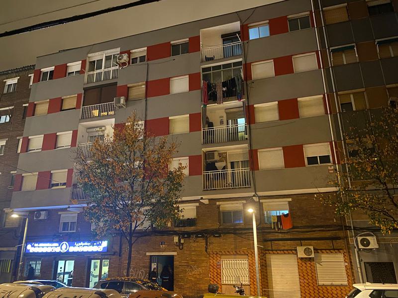 pis sostre caigut salut