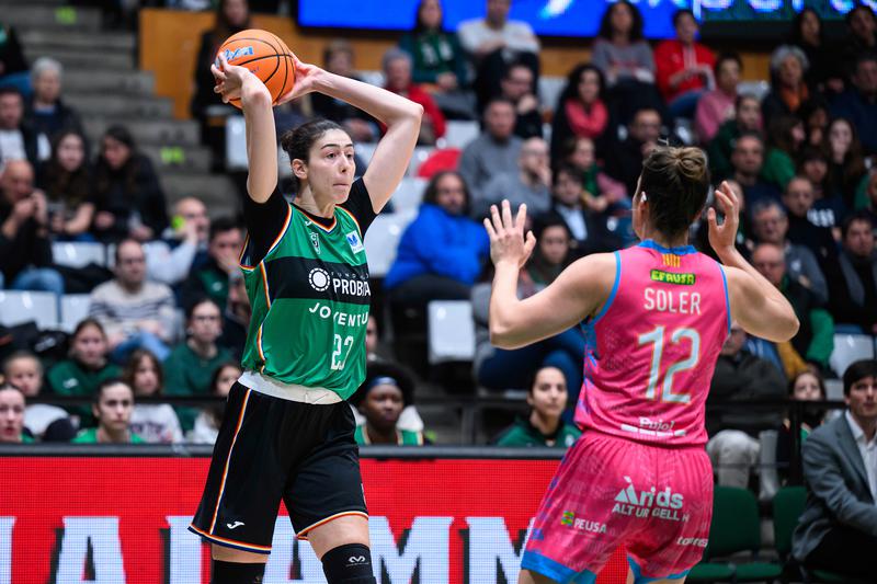 El Sedis assalta l'Olímpic i la Penya veu trencada la ratxa de 5 victòries seguides (70-77)