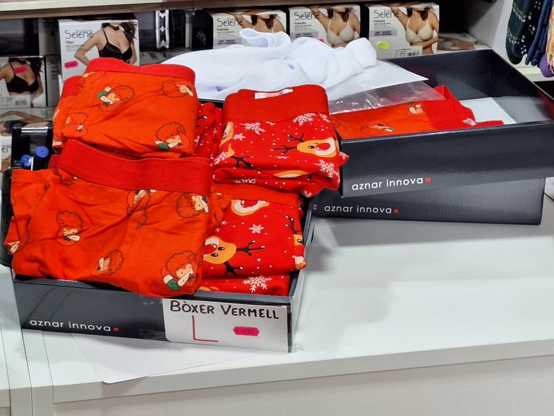 roba interior vermella can gali 3