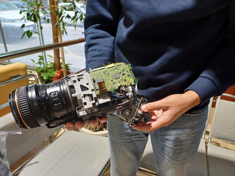 Els comuns denuncien que l'alcalde utilitza l'agressió del B9 per &ldquo;atiar odi&rdquo; i obtenir rèdit polític