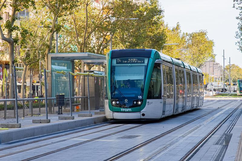 La T4 del tramvia començarà el servei amb passatgers entre Glòries i Verdaguer el 9 de novembre