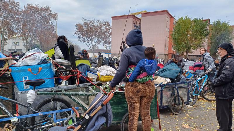 Crida al voluntariat per ajudar a gestionar possibles alternatives habitacionals pels desallotjats del B9