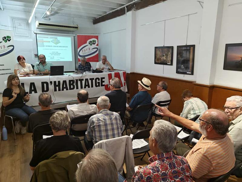 Les associacions de veïns reclamen un gran pacte social per l'habitatge