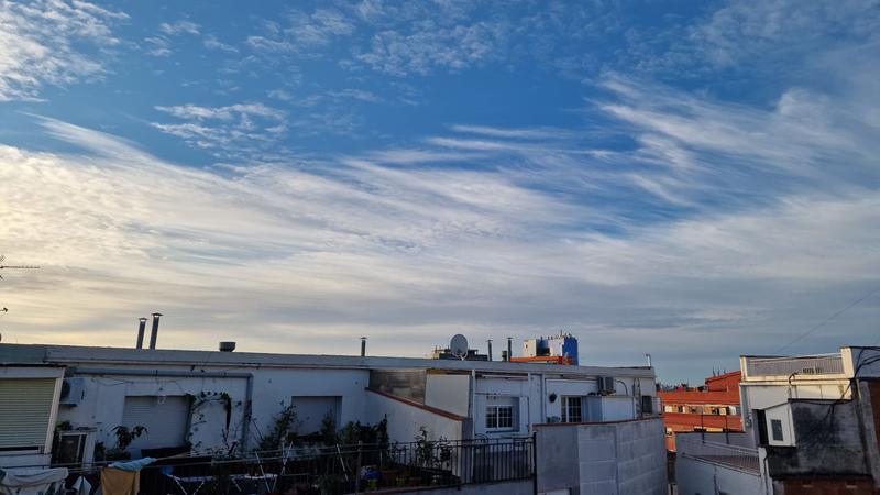 MÉTEO | Petits canvis en forma de núvols alts i ambient ventós