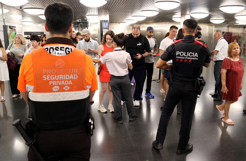 dispositiu kanpai mossos metro (2)