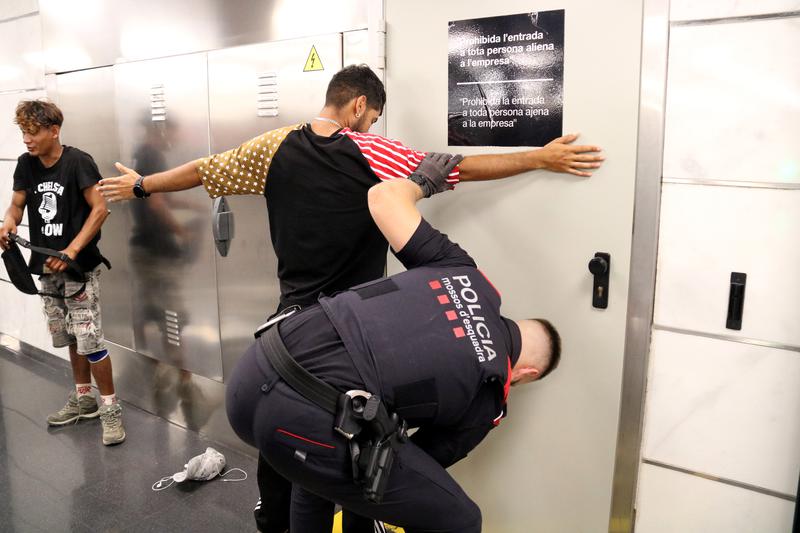 Més de 200 agents participen en un nou dispositiu 'Kanpai' contra la multireincidència a la xarxa de metro