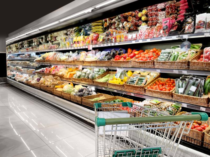 Badalona, una de les poques ciutats amb barris vulnerables on hi ha poca oferta d'aliments saludables