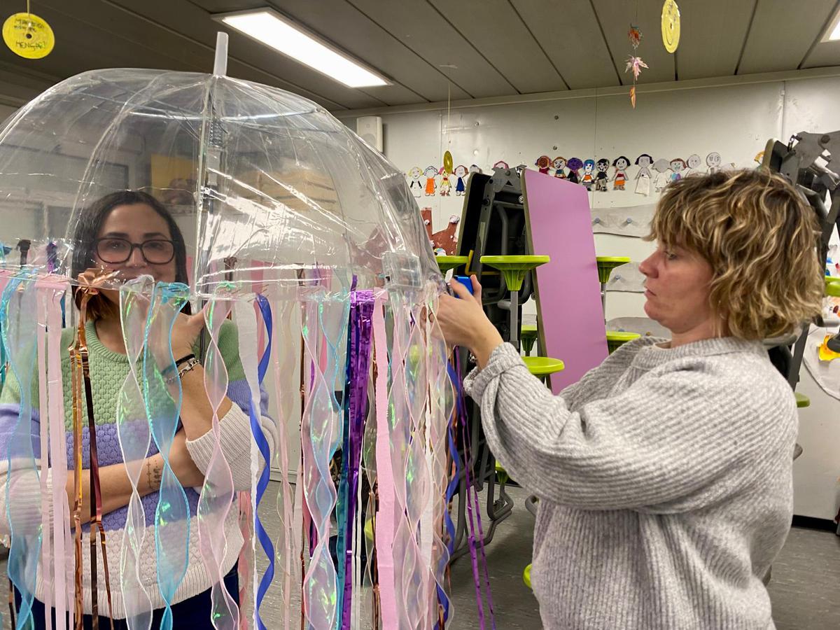 L'AFA Badalona Port s'estrena a la rua a Llefià amb una comparsa protagonitzada per meduses