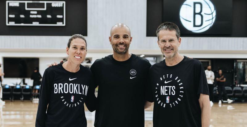 Jordi Fernández convida Anna Cruz i Pedro Martínez com a tècnics dels Nets