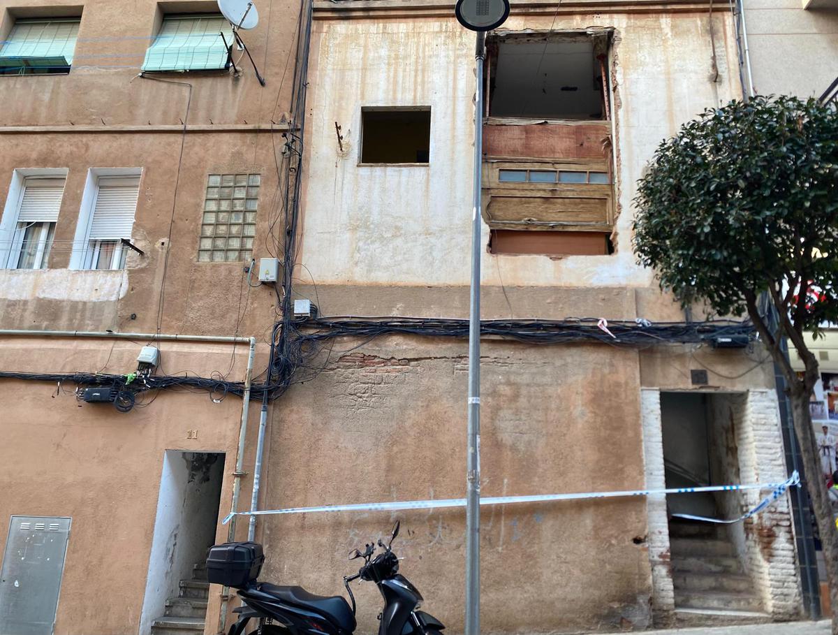 L'Ajuntament desocupa un edifici a la Salut pel risc d'esfondrament imminent
