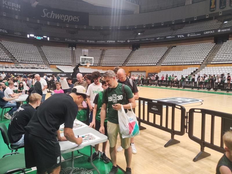 La Penya acomiada una nova temporada amb el caliu de l'afició