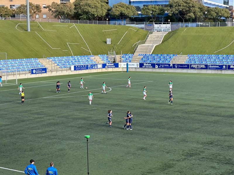 Nova ensopegada del Seagull a casa (1-2)