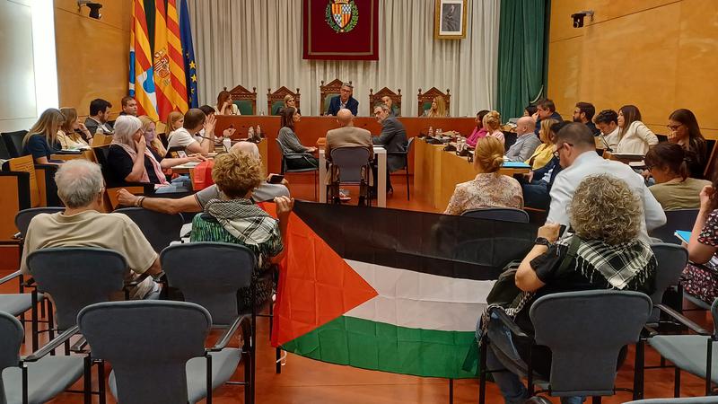 Crits i tensió per la moció de suport al poble palestí