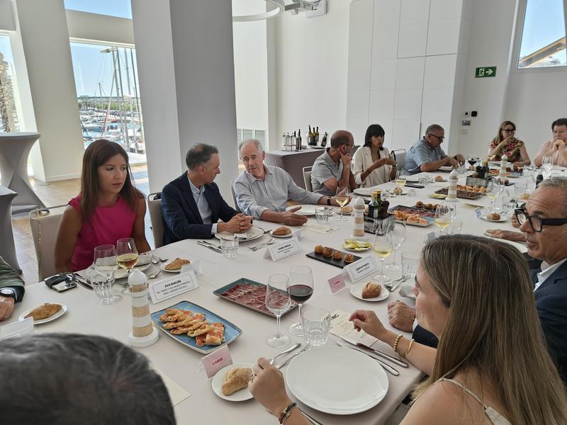 Dinar entre empresaris i l'ajuntament de Badalona per impulsar la ciutat