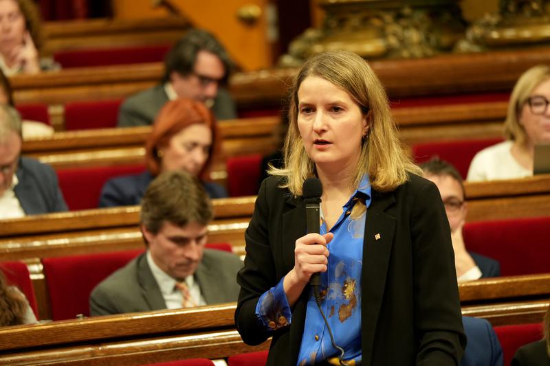 La consellera de drets socials crítica l'Ajuntament de Badalona per 'inacció' davant l'emergència del B9