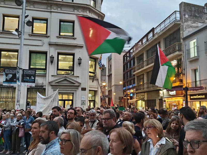 La plaça de la Vila s'omple de suport a la Flotilla humanitària