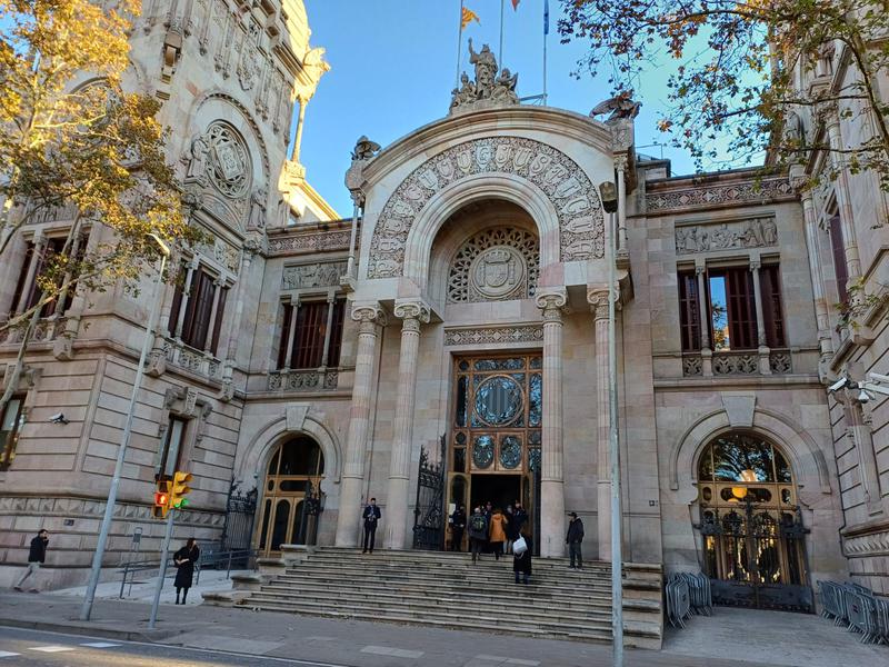 La Fiscalia demana 23 anys de presó per dos acusats d'una presumpta violació múltiple a una menor a Badalona