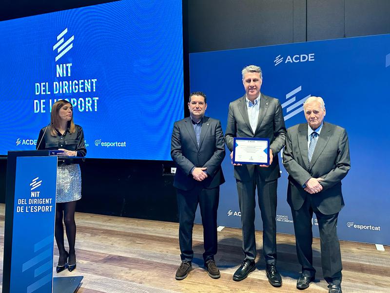 L'ACDE premia Xavier García Albiol per la seva tasca de promoció de l'esport