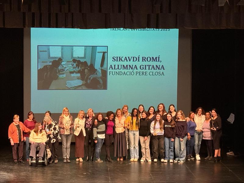 Maria Dolors Hermoso i el projecte 'Sikavdí Romí. Alumna Gitana' guardonats als Premis Trencant Invisibilitats