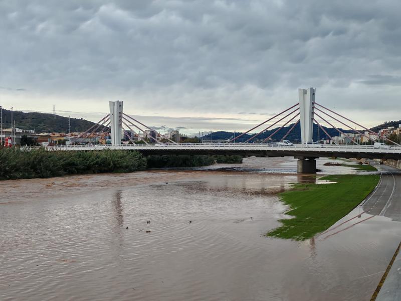 Les pluges fan tancar el Parc Fluvial del Besòs per inundació total de la llera