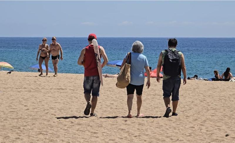 MÉTEO |  Dimecres amb un temps de sol i platja 