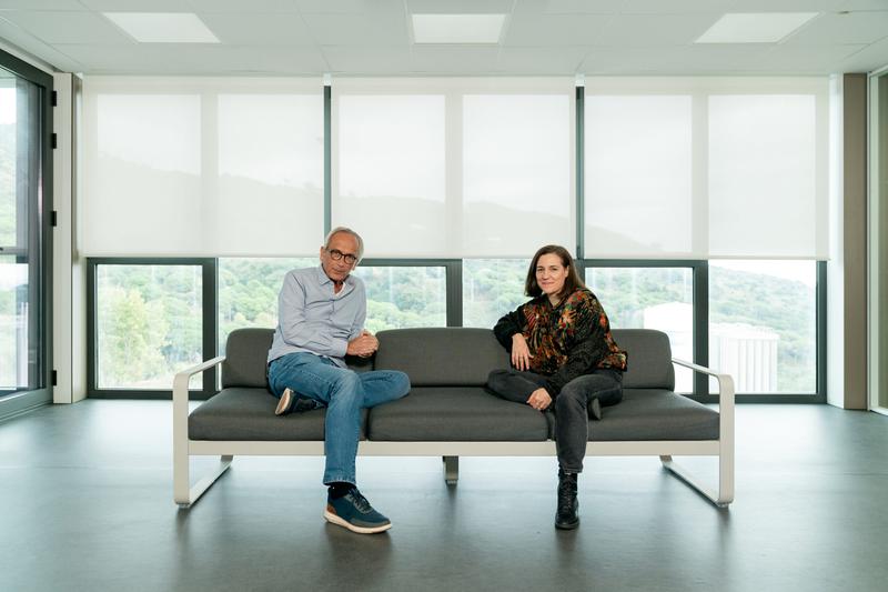 Carla Simón i el Dr. Clotet, una xerrada entre dues persones que han viscut molt de prop la Sida