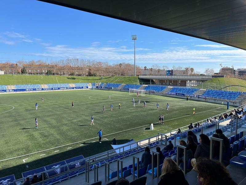 Victòria del Seagull davant el líder (1-0)