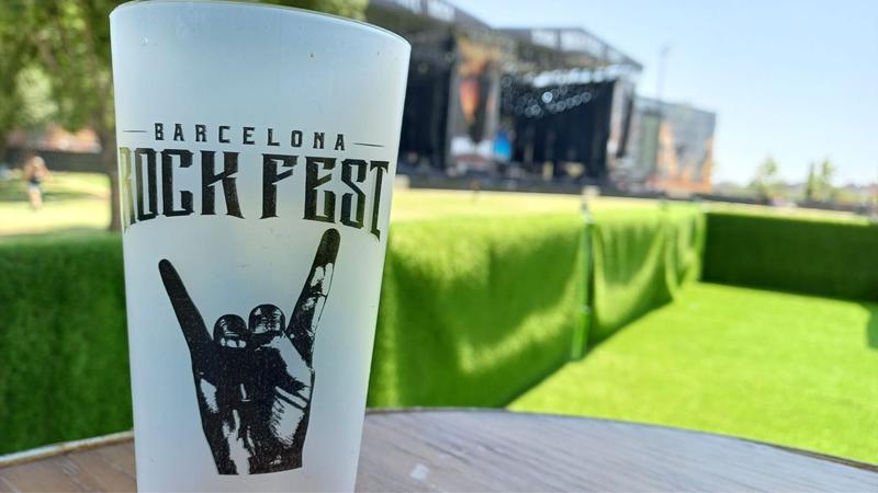 Santa Coloma acull el Rock Fest al parc de Can Zam amb unes 25.000 entrades venudes
