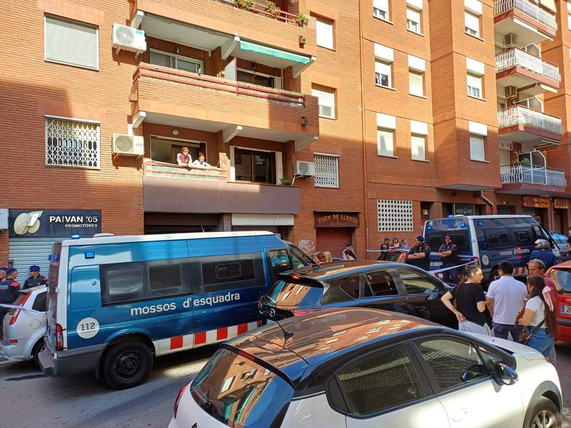 DESNONAMENT DOCTOR ROBERT BUFALÀ CARRER 2