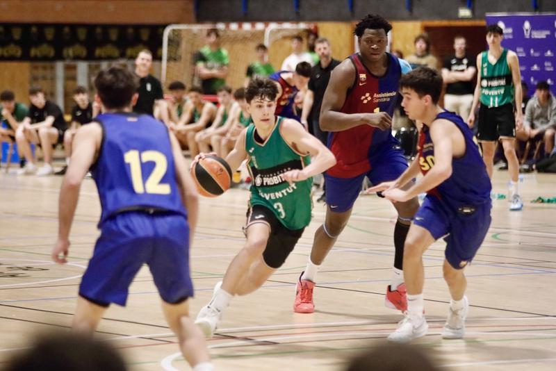 Plata masculina i bronze femení pels cadets de la Penya en els Campionat de Catalunya