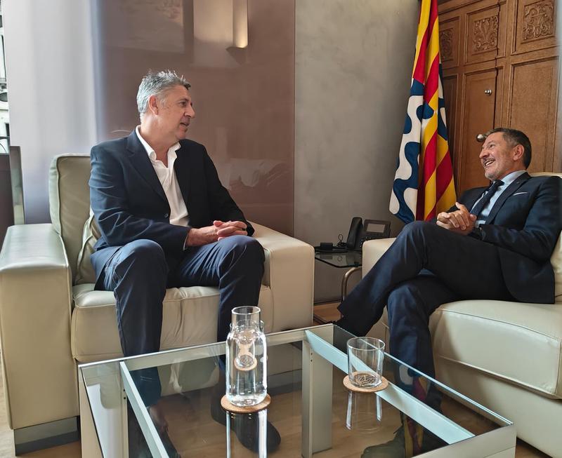 El Conseller Sàmper anuncia a Badalona mesures per afavorir la implantació de noves indústries