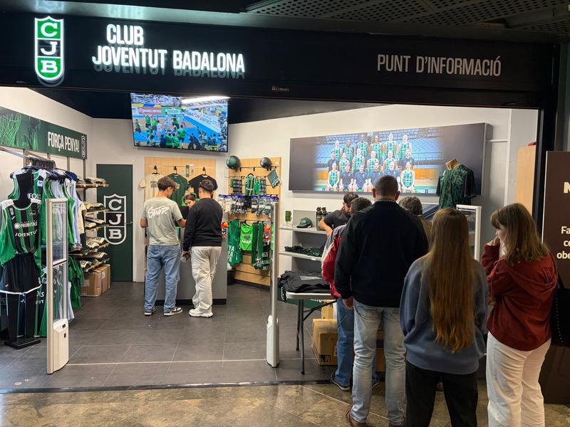 La Penya busca expandir la seva imatge amb una nova botiga al Màgic