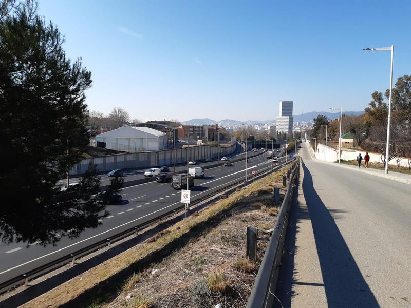 Carretera B-20 al pas per Santa Coloma de Gramenet