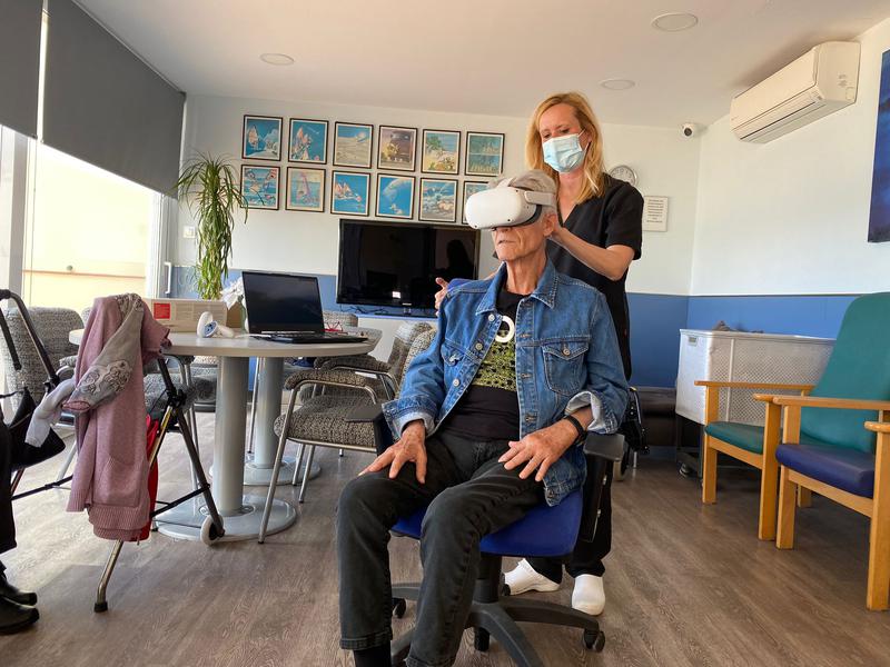 Realitat Virtual per a persones grans