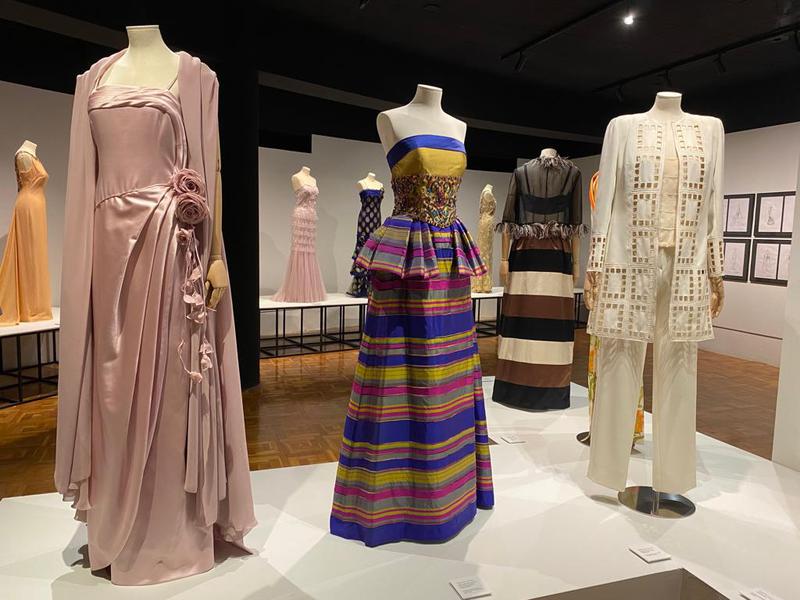 L'alta costura del modista Joan Antoni Fàbregas lluirà fins al març al Museu de Badalona