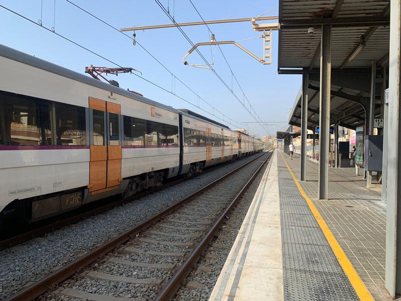 Atropellament a l'estació de rodalies de Badalona