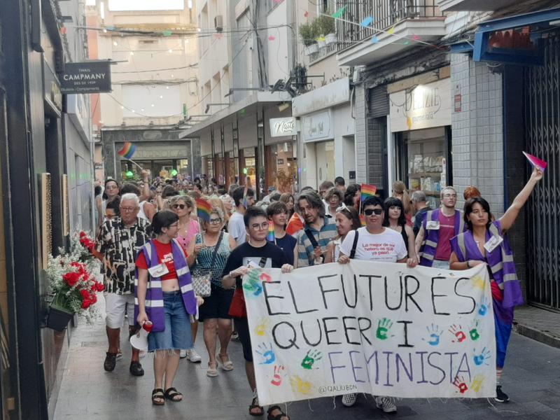 Badalona celebra el dia de l'Orgull amb una batucada i música