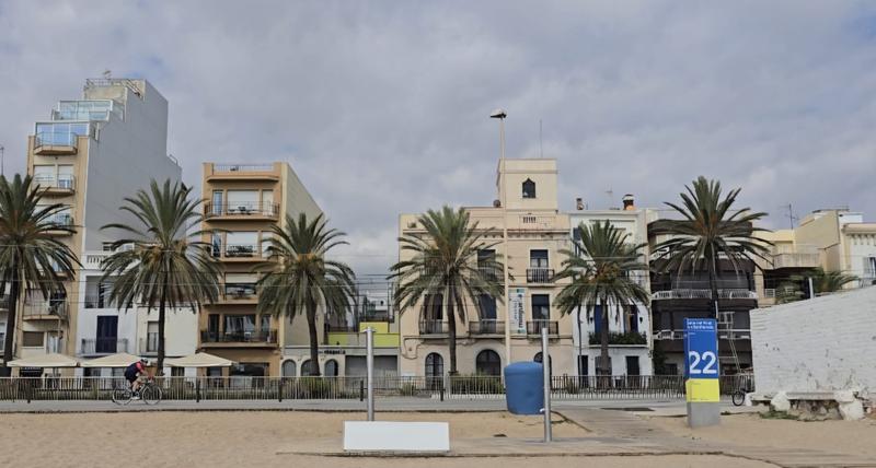 MÉTEO | Dilluns amb força núvols i alguna pluja irregular